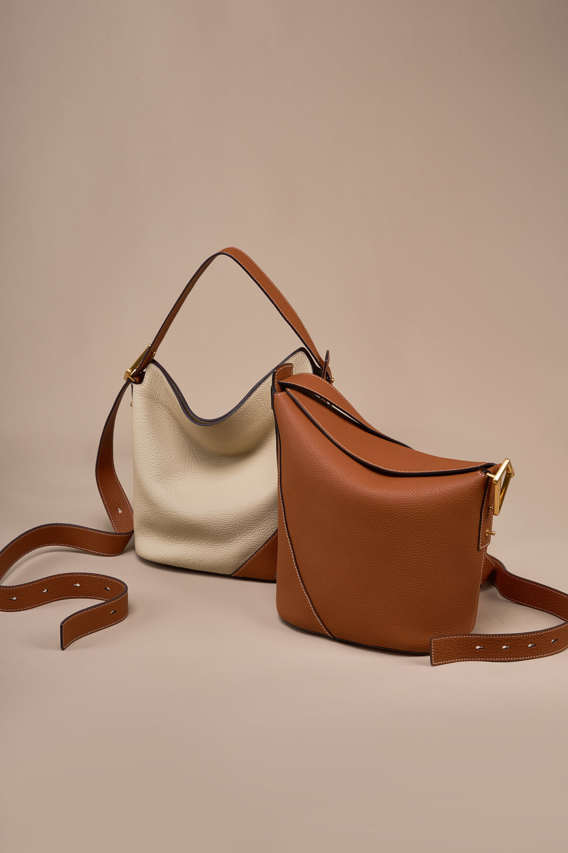 Ease Leather Bucket Bag | T.QING™