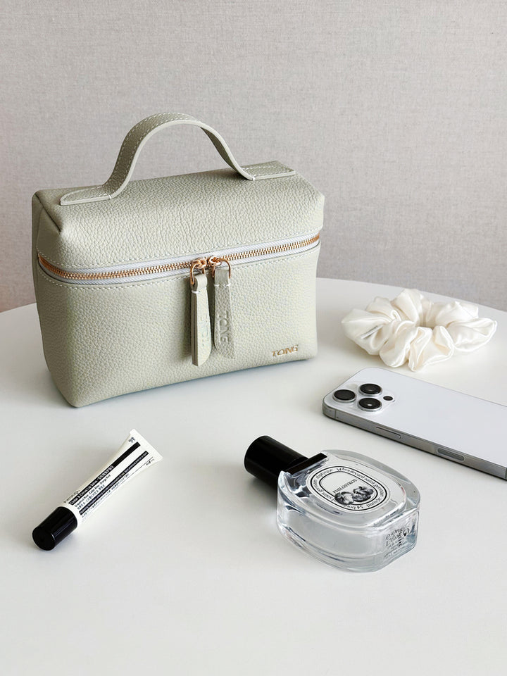 Freeform Leather Wash Bag