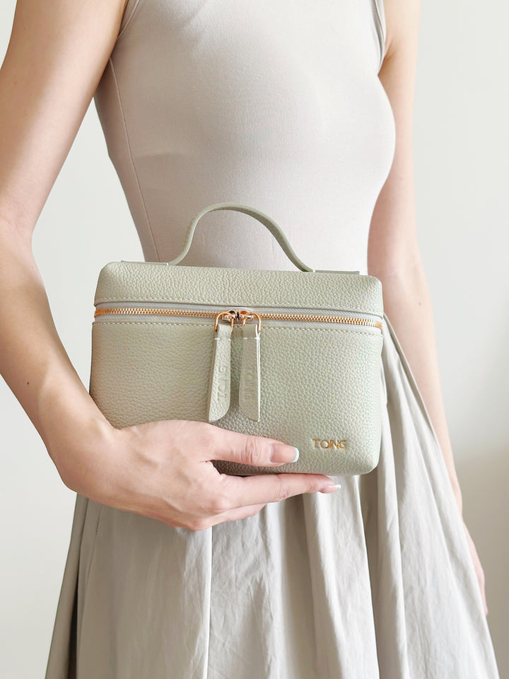 Freeform Leather Wash Bag