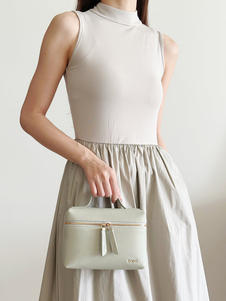 Freeform Leather Wash Bag