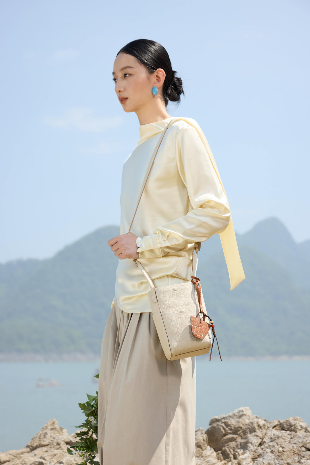 Butterfly Bucket Bag - Size Mini