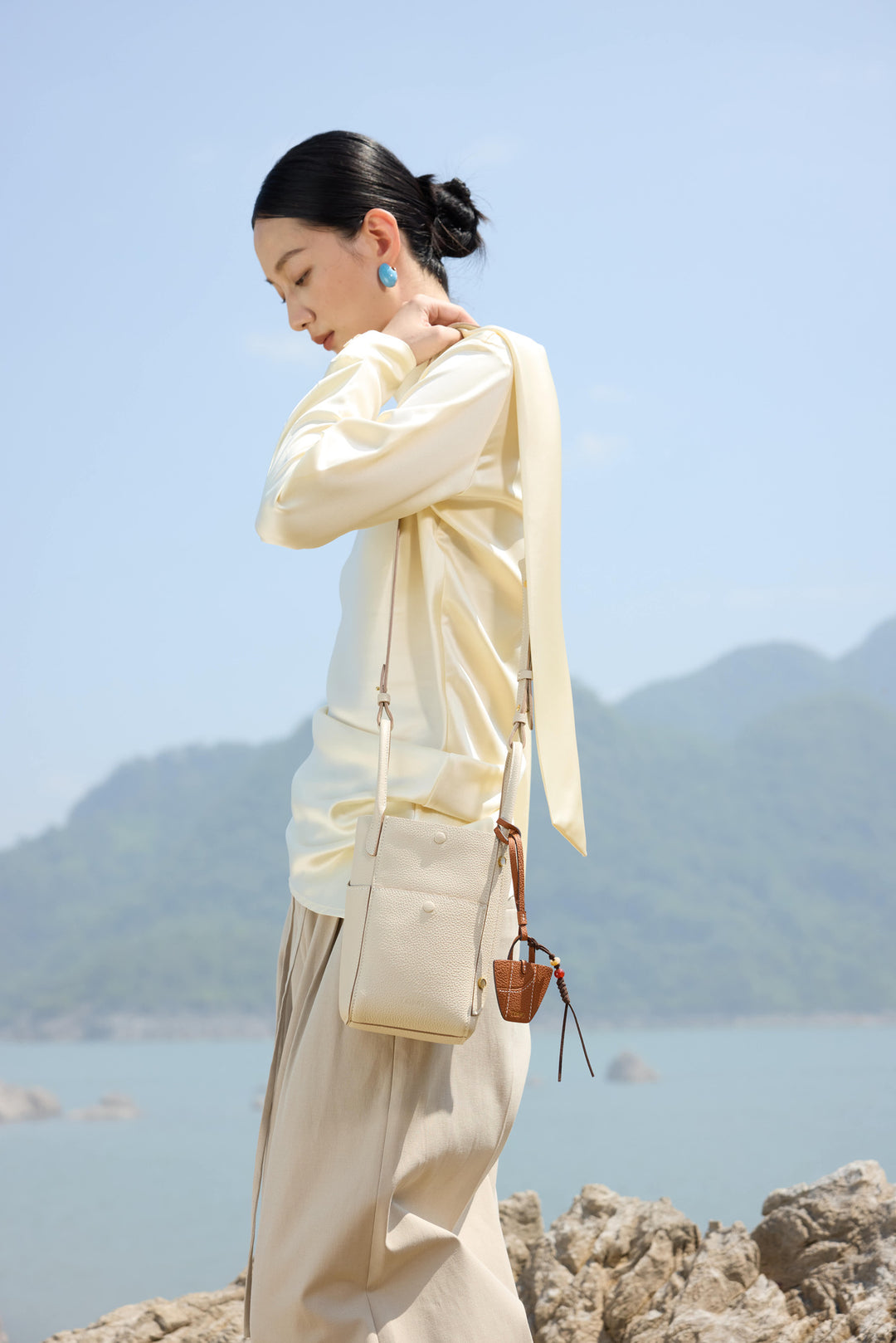 Butterfly Bucket Bag - Size Mini