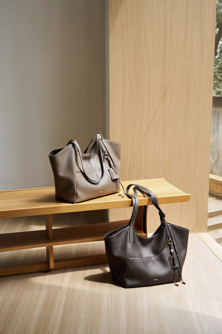 Along Tote Bag