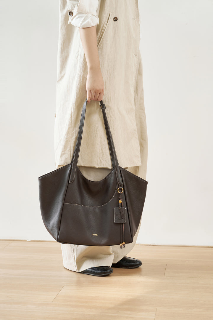 Along Tote Bag
