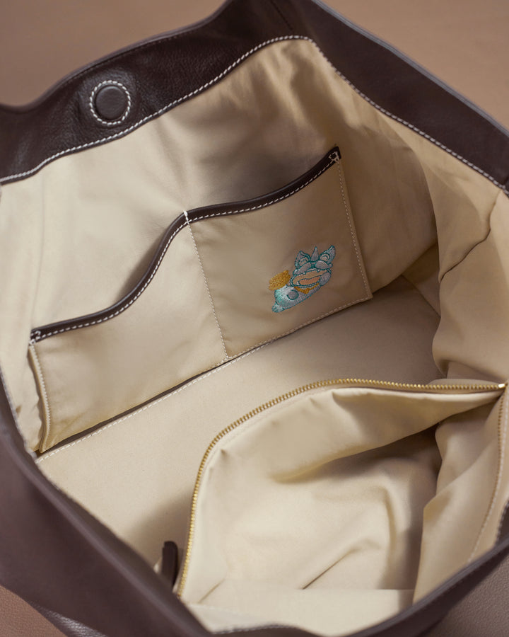 Along Tote Bag