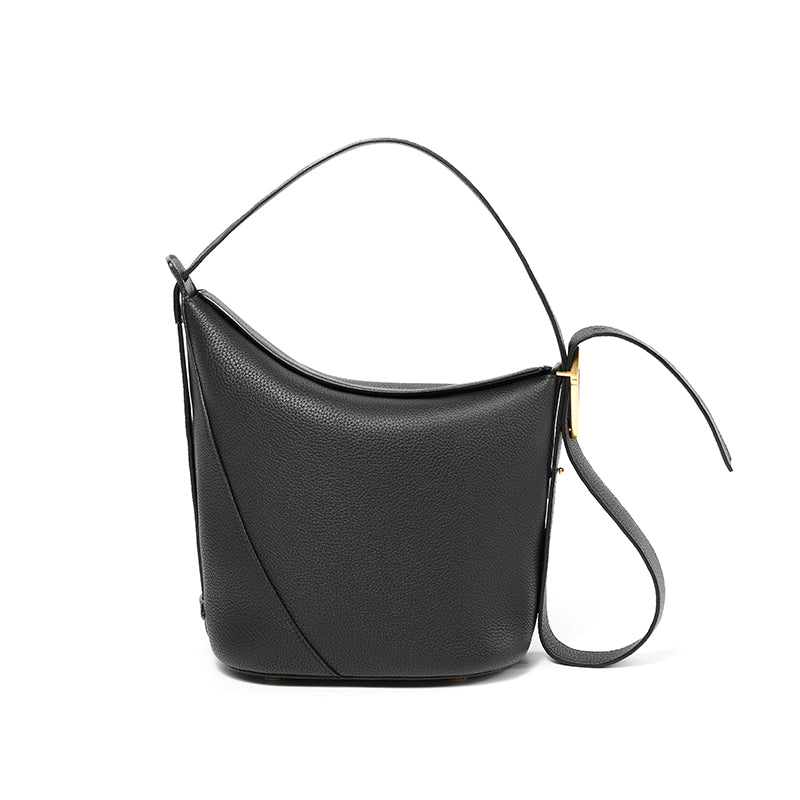 T.QING Ease Leather Shoulder Bag #color_elegant-black