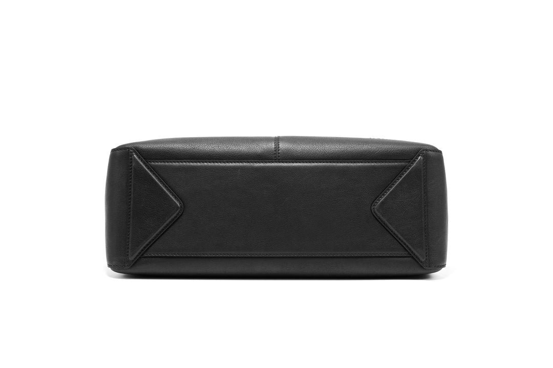 Freeform Hobo Bag in Vegetable-tanned Leather