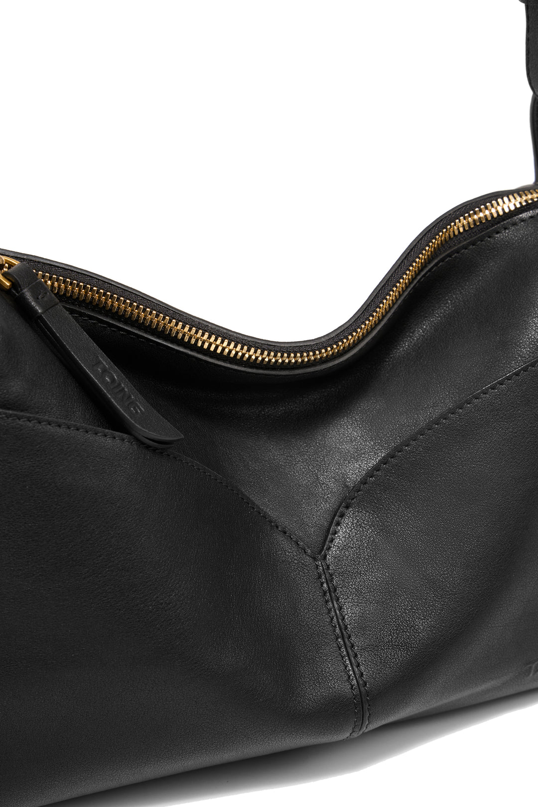 Freeform Casual Boston Bag in Vegetable-tanned Leather