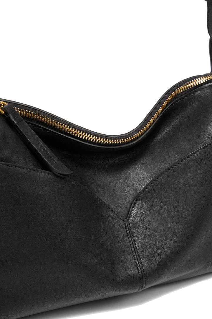 Freeform Casual Boston Bag in Vegetable-tanned Leather