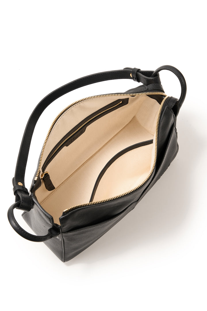 Freeform Casual Boston Bag in Vegetable-tanned Leather