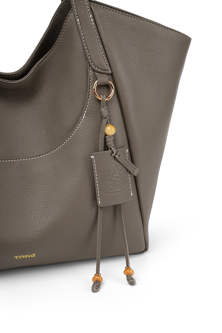 Along Tote Bag