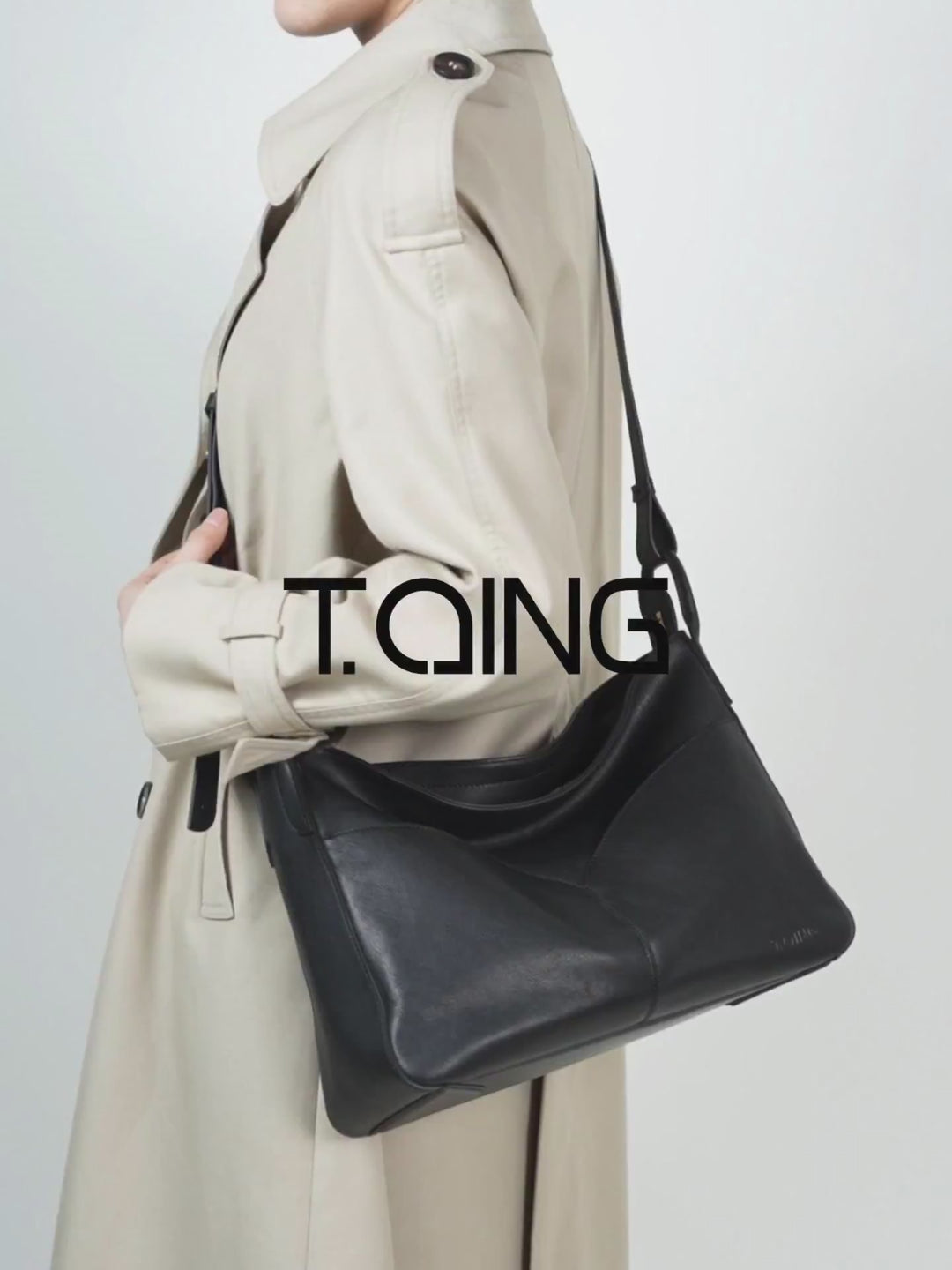 Freeform Hobo Bag in Vegetable-tanned Leather